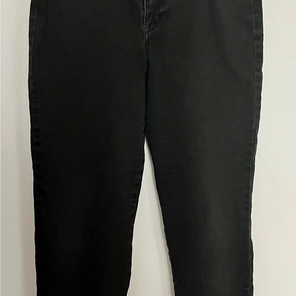 Jeans - Picture 2 of 8